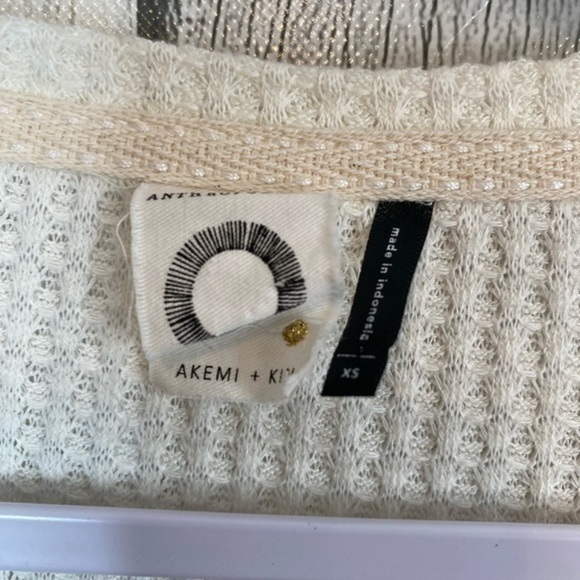 Akemi‎ + Kin Anthropologie Waffle Knit Long Sleeve Front Knot Top Ivory Size XS. - Picture 3 of 6